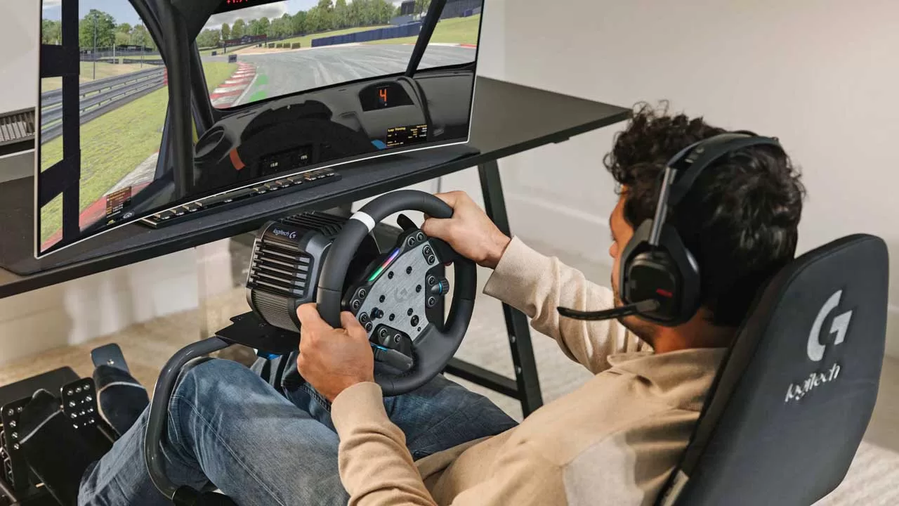 Logitech RS50